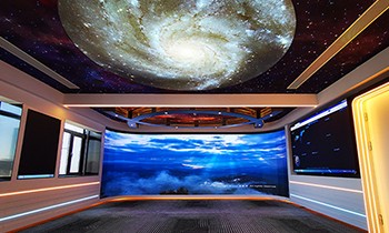 某發(fā)展研究中心